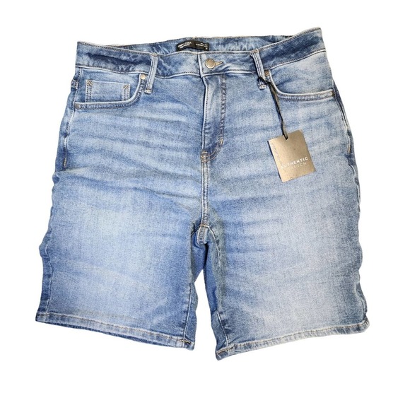 Simply Vera Vera Wang Pants - WOMEN'S Simply Vera Vera Wang High-Rise Bermuda Shorts Size: 10